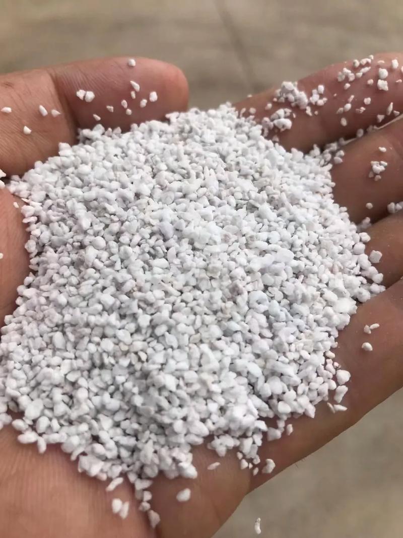 玻化微珠珍珠岩开工大吉 从原料优势到产业新篇